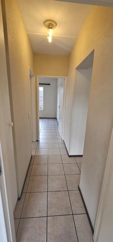 To Let 2 Bedroom Property for Rent in Brentwood Park AH Gauteng