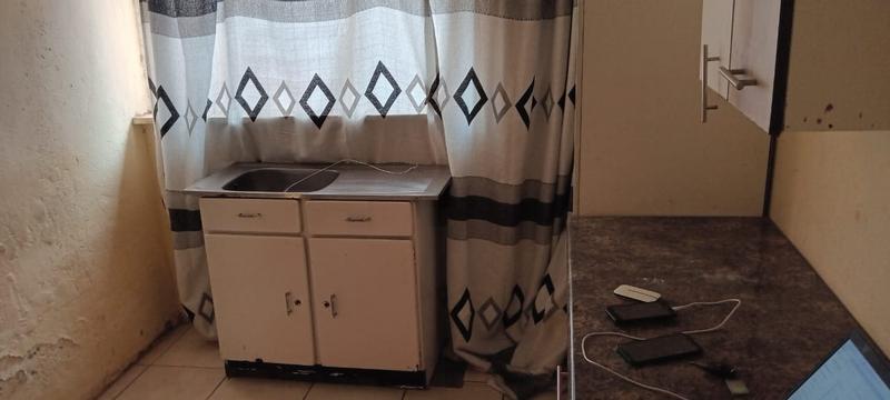 2 Bedroom Property for Sale in Tsakane Gauteng