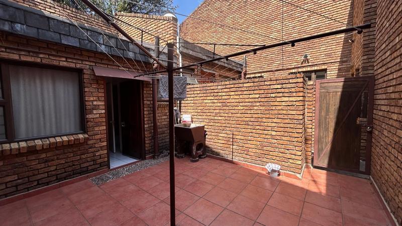 To Let 3 Bedroom Property for Rent in Bedfordview Gauteng