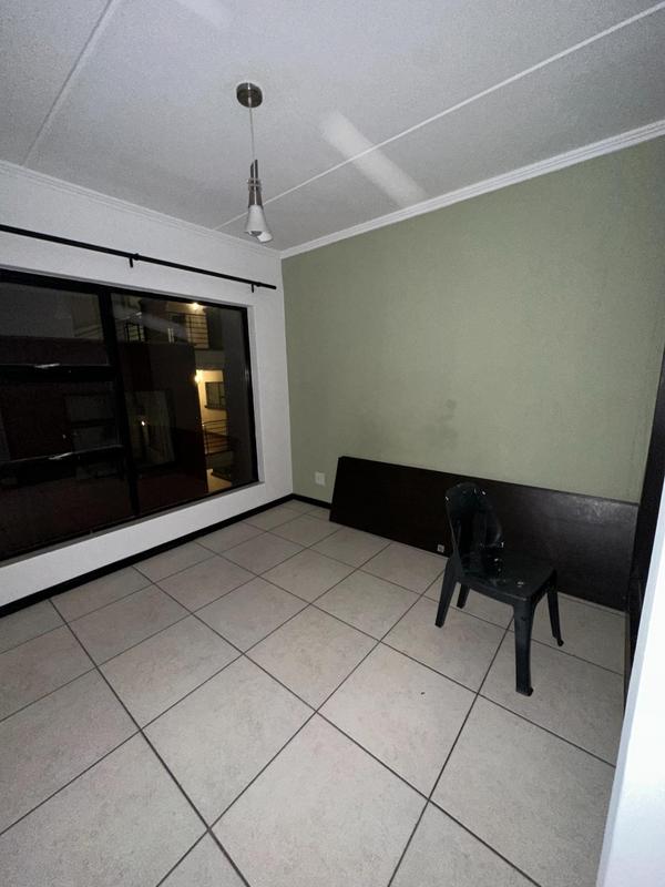 To Let 2 Bedroom Property for Rent in Greenstone Hill Gauteng