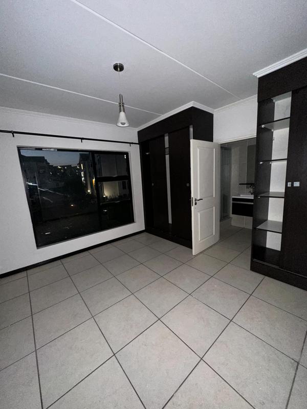 To Let 2 Bedroom Property for Rent in Greenstone Hill Gauteng