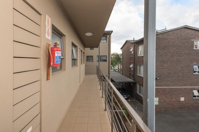 1 Bedroom Property for Sale in Edenvale Gauteng