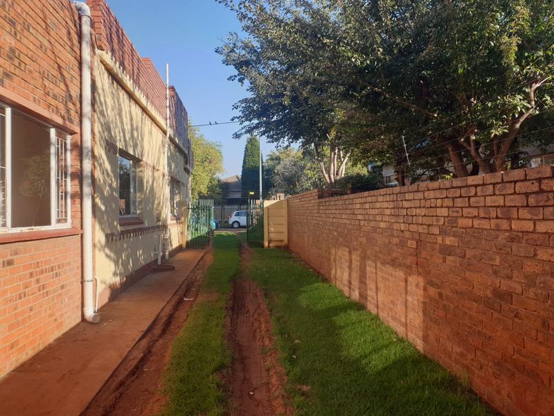 To Let 4 Bedroom Property for Rent in Brenthurst Gauteng