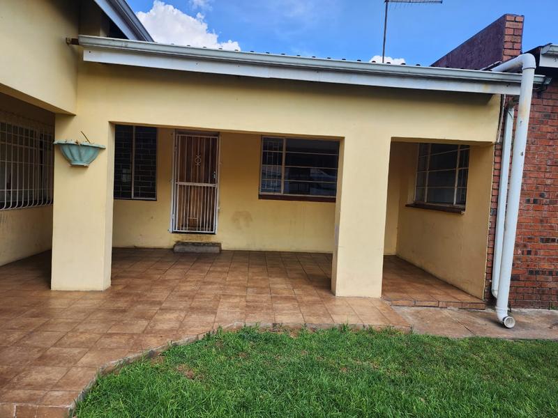 To Let 4 Bedroom Property for Rent in Brenthurst Gauteng