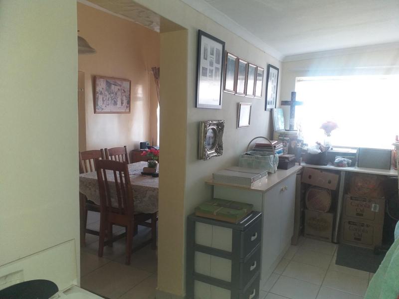 To Let 1 Bedroom Property for Rent in Brenthurst Gauteng