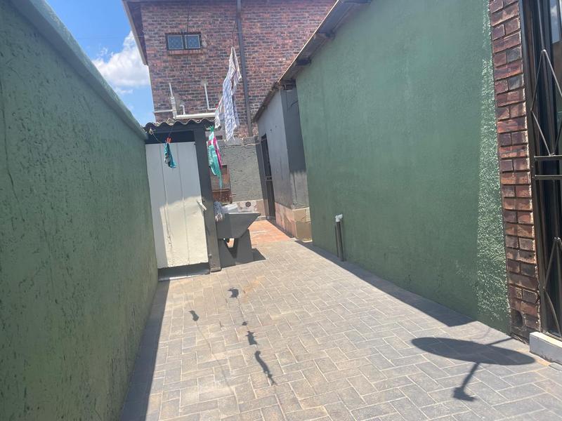 To Let 3 Bedroom Property for Rent in Tembisa Gauteng