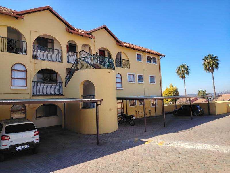 To Let 2 Bedroom Property for Rent in Sundowner Gauteng