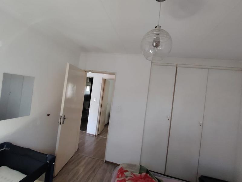 To Let 2 Bedroom Property for Rent in Sundowner Gauteng