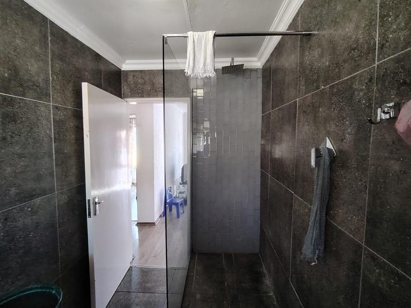 To Let 2 Bedroom Property for Rent in Sundowner Gauteng