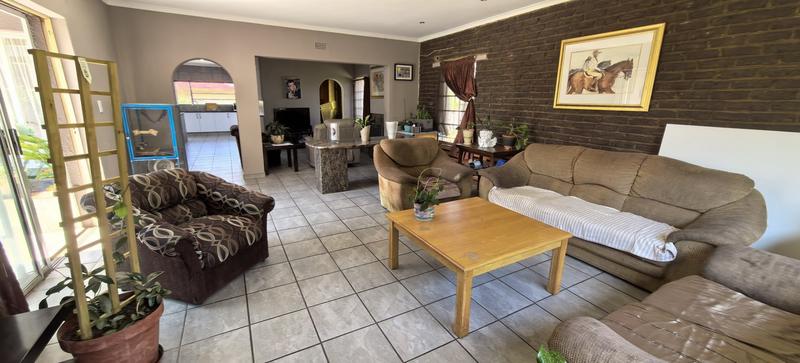 3 Bedroom Property for Sale in Witpoortjie Gauteng