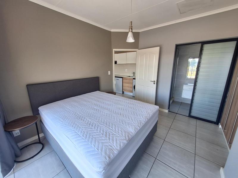 To Let 1 Bedroom Property for Rent in Waterfall Gauteng