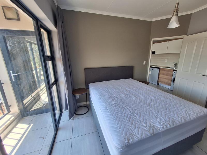 To Let 1 Bedroom Property for Rent in Waterfall Gauteng