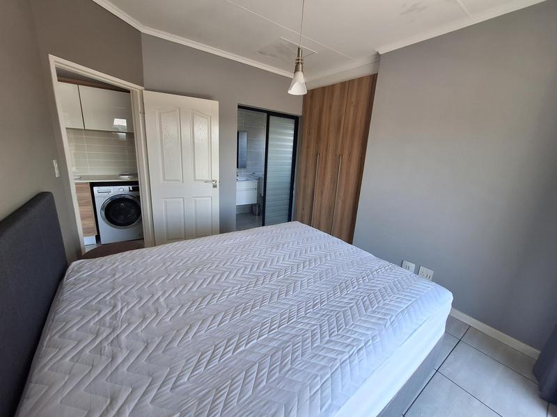 To Let 1 Bedroom Property for Rent in Waterfall Gauteng