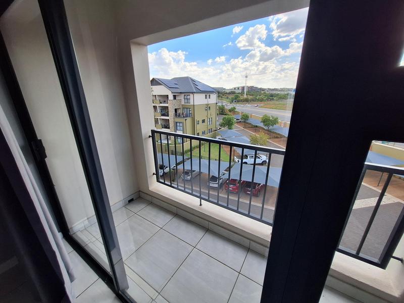 To Let 1 Bedroom Property for Rent in Waterfall Gauteng