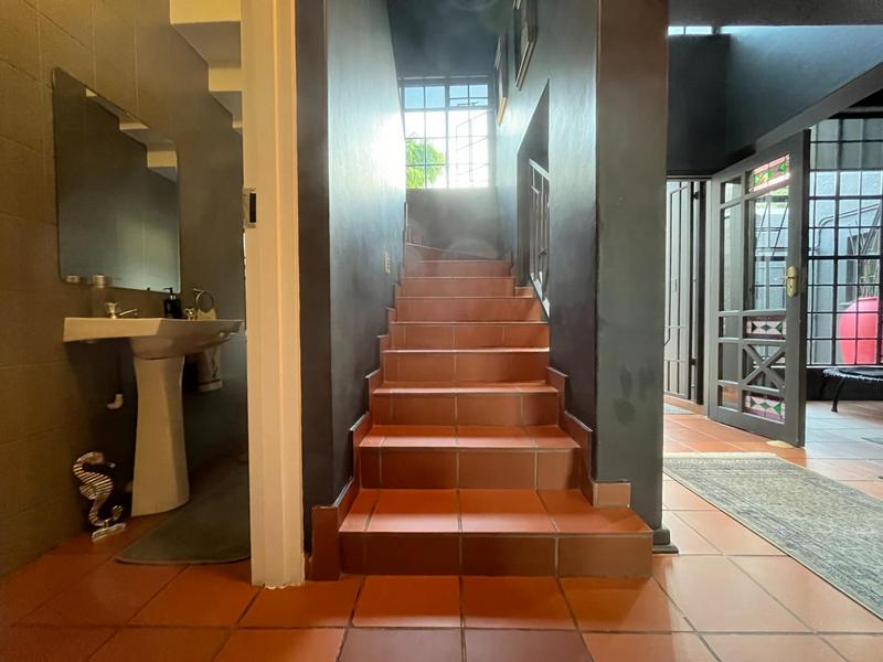 To Let 3 Bedroom Property for Rent in Waterkloof A H Gauteng