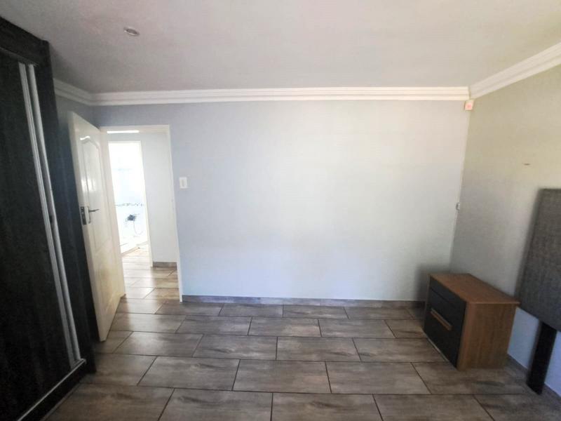 To Let 3 Bedroom Property for Rent in Heuweloord Gauteng