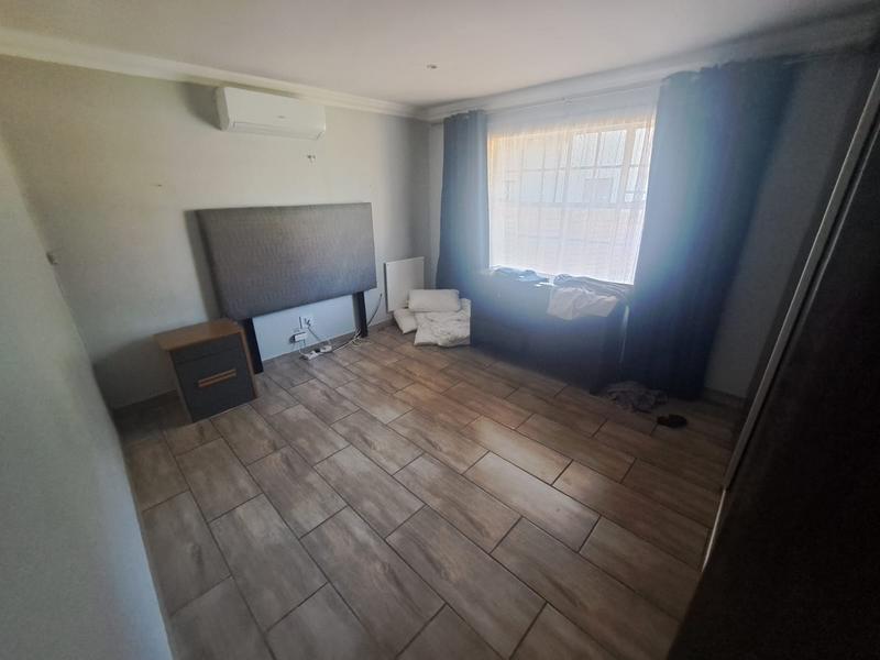 To Let 3 Bedroom Property for Rent in Heuweloord Gauteng