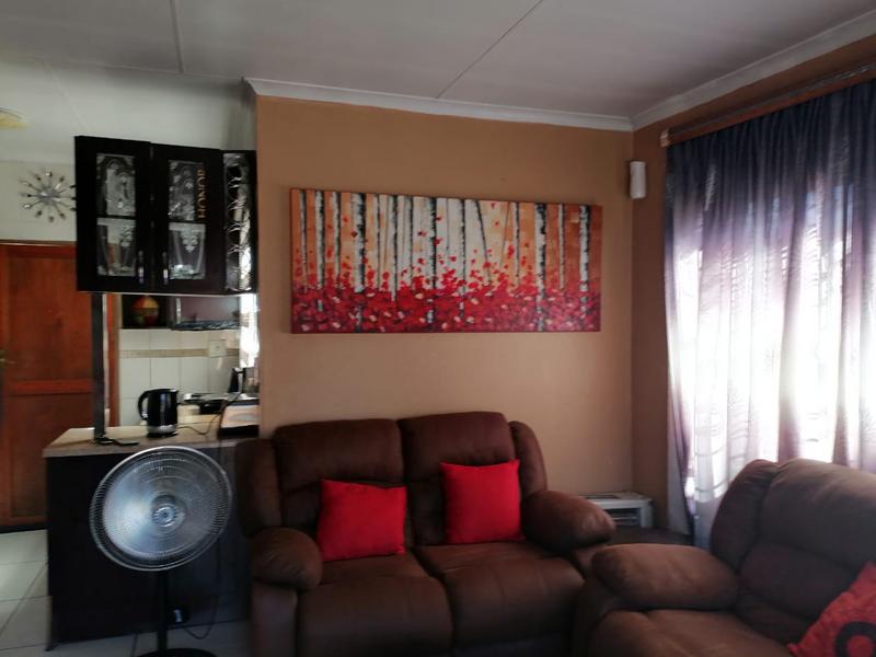 3 Bedroom Property for Sale in Clayville Gauteng