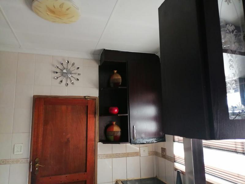 3 Bedroom Property for Sale in Clayville Gauteng