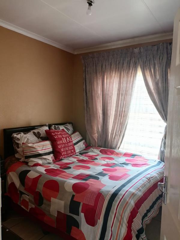 3 Bedroom Property for Sale in Clayville Gauteng