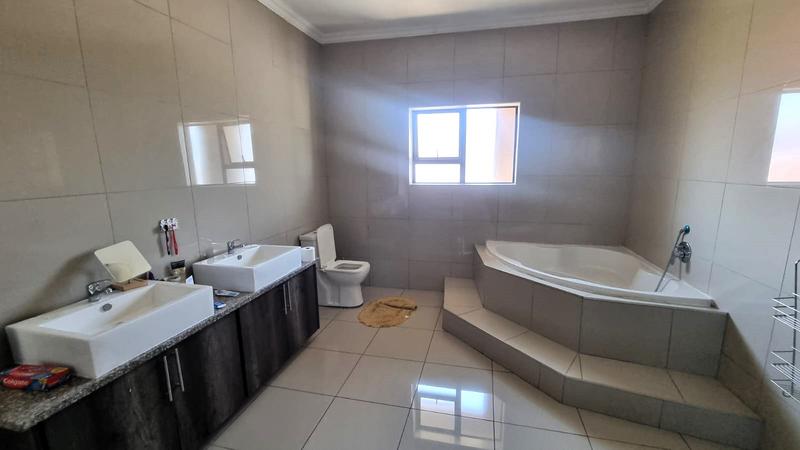 4 Bedroom Property for Sale in Centurion Gauteng