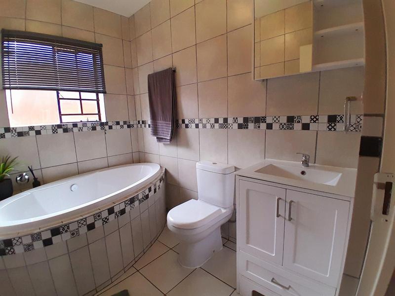 3 Bedroom Property for Sale in Hennopspark Gauteng