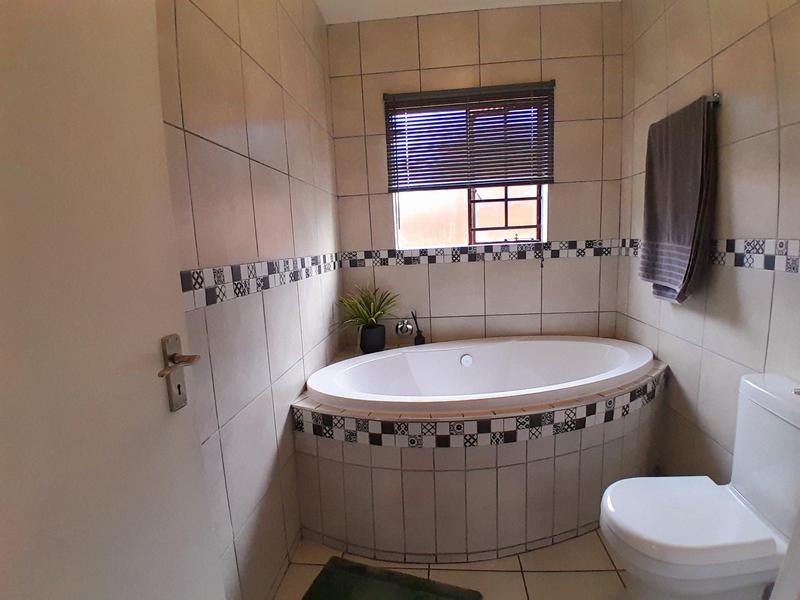 3 Bedroom Property for Sale in Hennopspark Gauteng