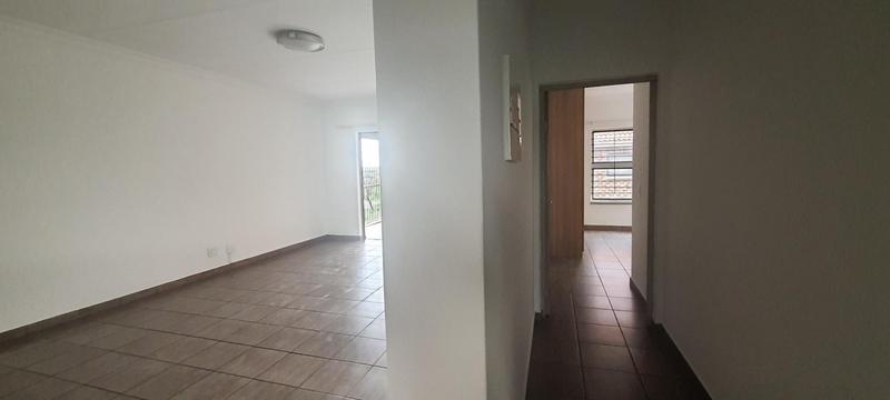 To Let 2 Bedroom Property for Rent in Willow Acres Gauteng