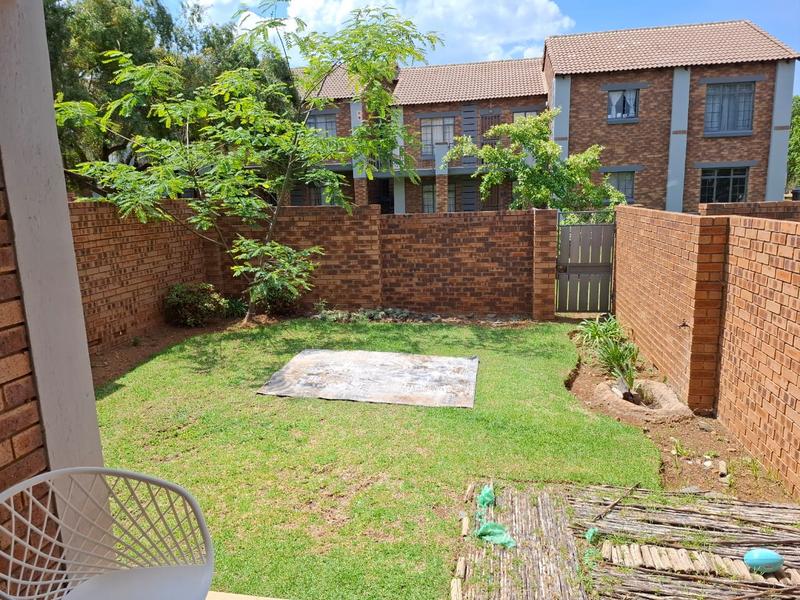 2 Bedroom Property for Sale in Mooikloof Ridge Gauteng