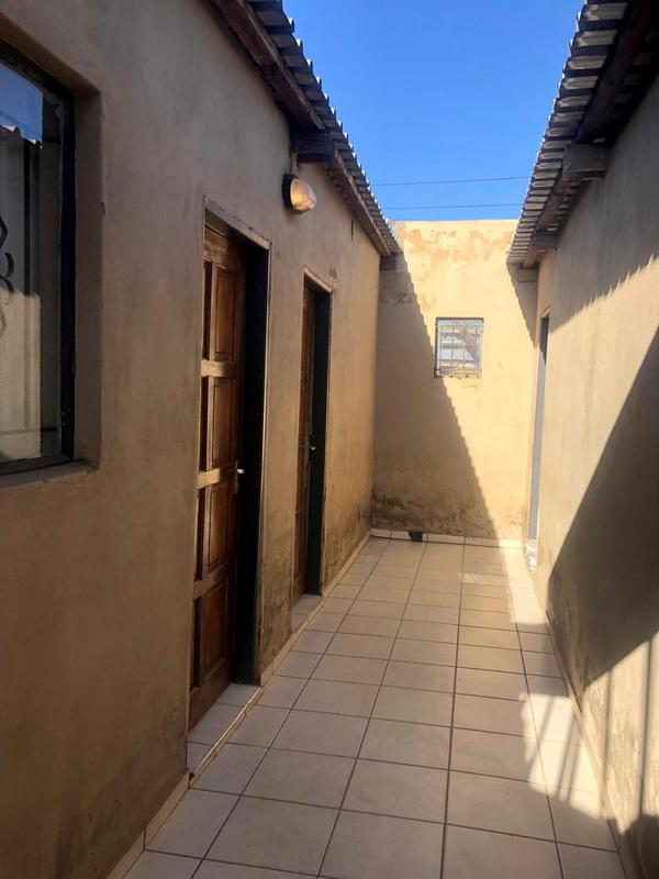 2 Bedroom Property for Sale in Cosmo City Gauteng