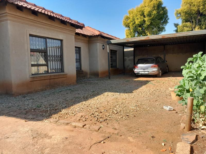 To Let 3 Bedroom Property for Rent in Vosloorus Ext 6 Gauteng