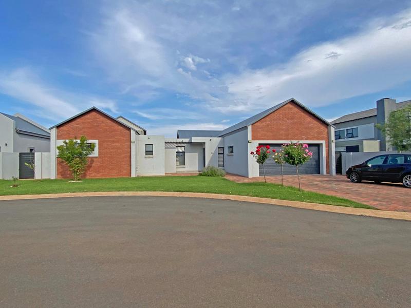 3 Bedroom Property for Sale in Midstream Meadows Gauteng