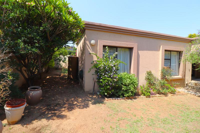 2 Bedroom Property for Sale in North Riding Gauteng