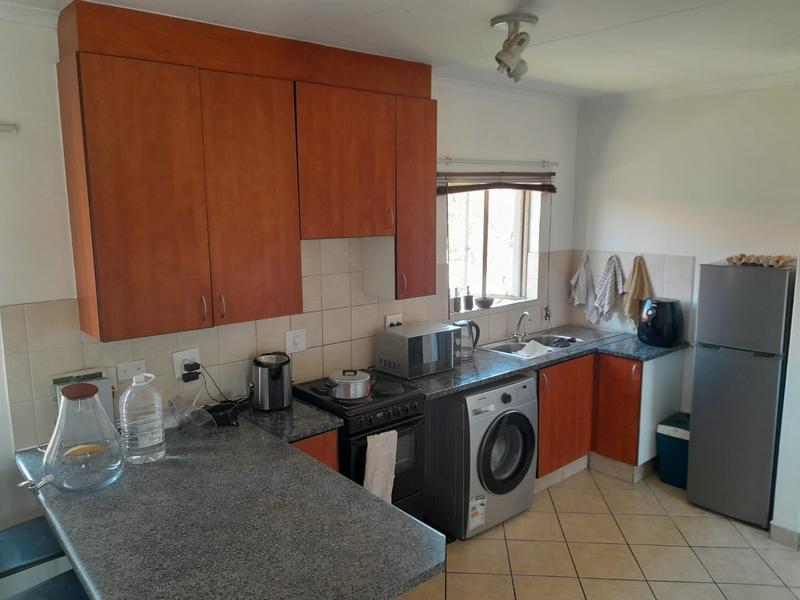 2 Bedroom Property for Sale in Vorna Valley Gauteng