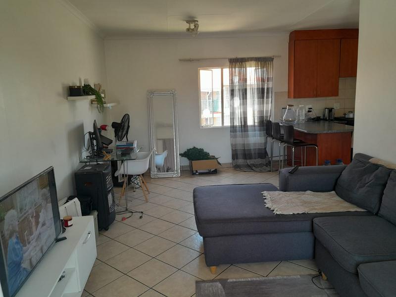 2 Bedroom Property for Sale in Vorna Valley Gauteng