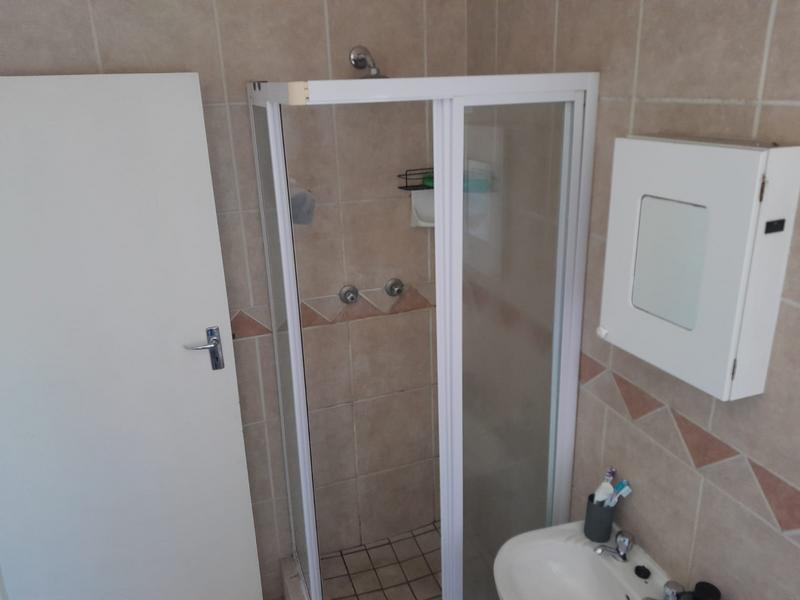 2 Bedroom Property for Sale in Vorna Valley Gauteng