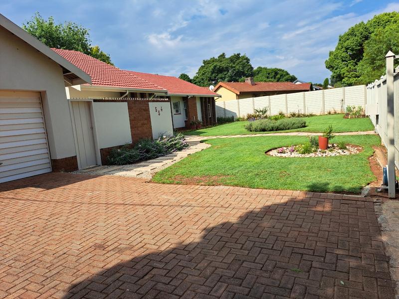 3 Bedroom Property for Sale in Elardus Park Gauteng