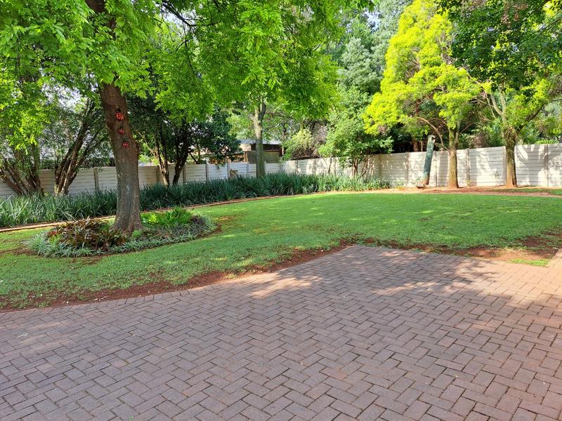 3 Bedroom Property for Sale in Elardus Park Gauteng