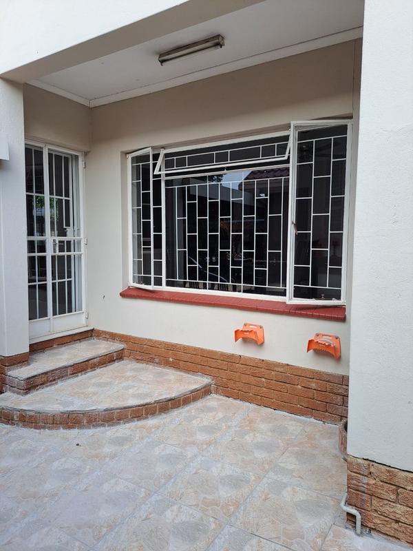 3 Bedroom Property for Sale in Elardus Park Gauteng