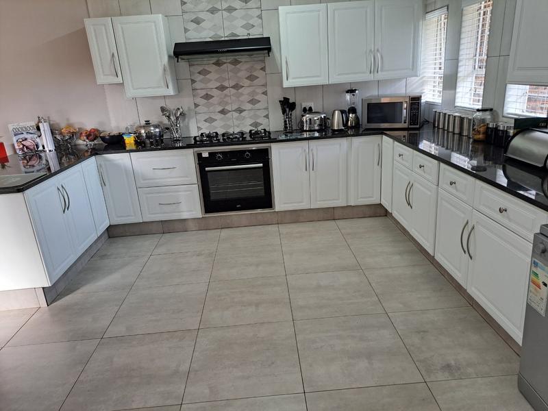 3 Bedroom Property for Sale in Elardus Park Gauteng