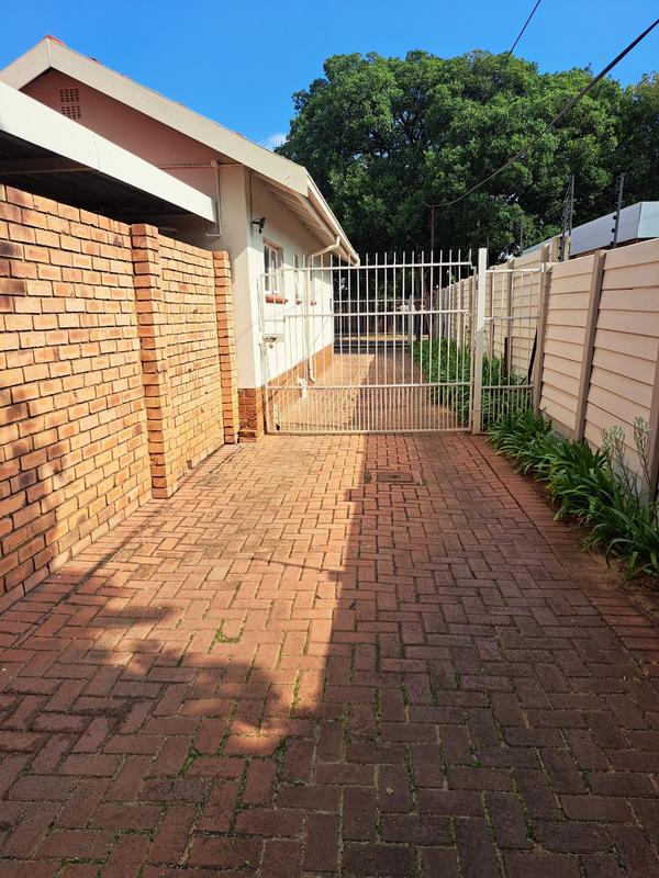 3 Bedroom Property for Sale in Elardus Park Gauteng