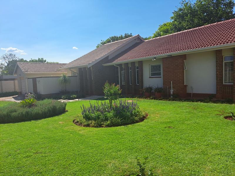 3 Bedroom Property for Sale in Elardus Park Gauteng