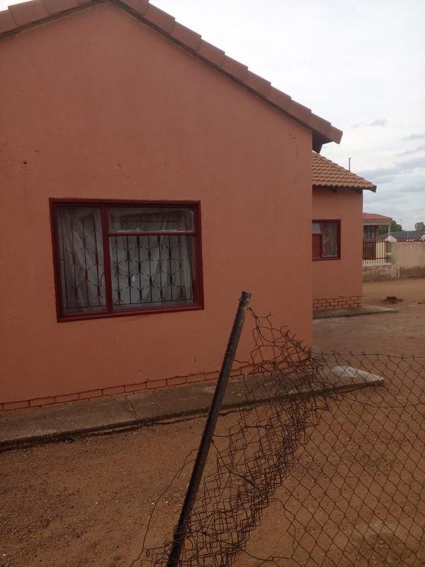 2 Bedroom Property for Sale in Mabopane Gauteng