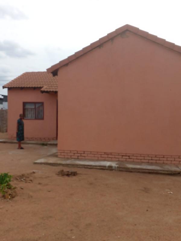 2 Bedroom Property for Sale in Mabopane Gauteng