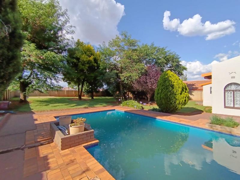 4 Bedroom Property for Sale in Ennerdale Gauteng