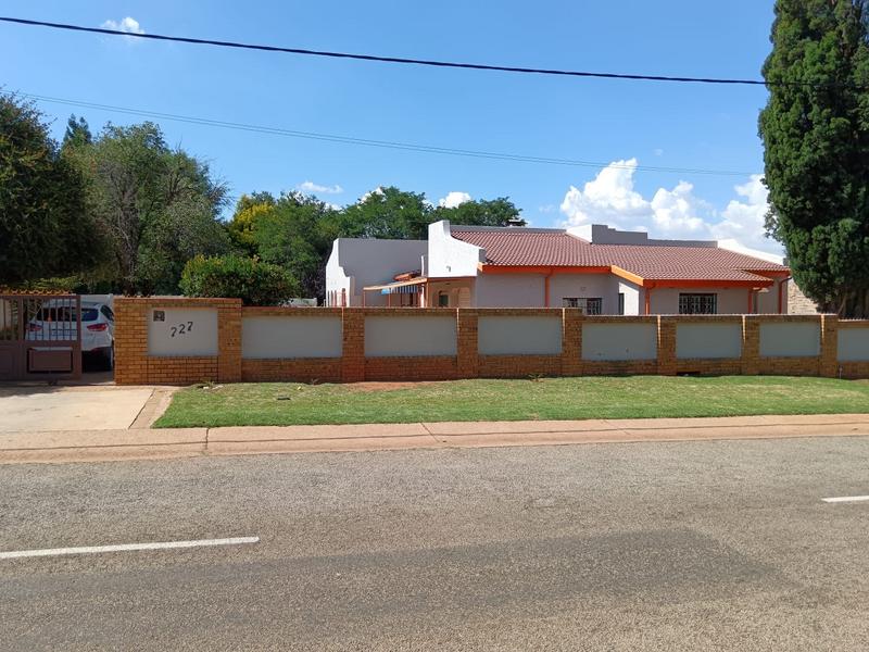 4 Bedroom Property for Sale in Ennerdale Gauteng