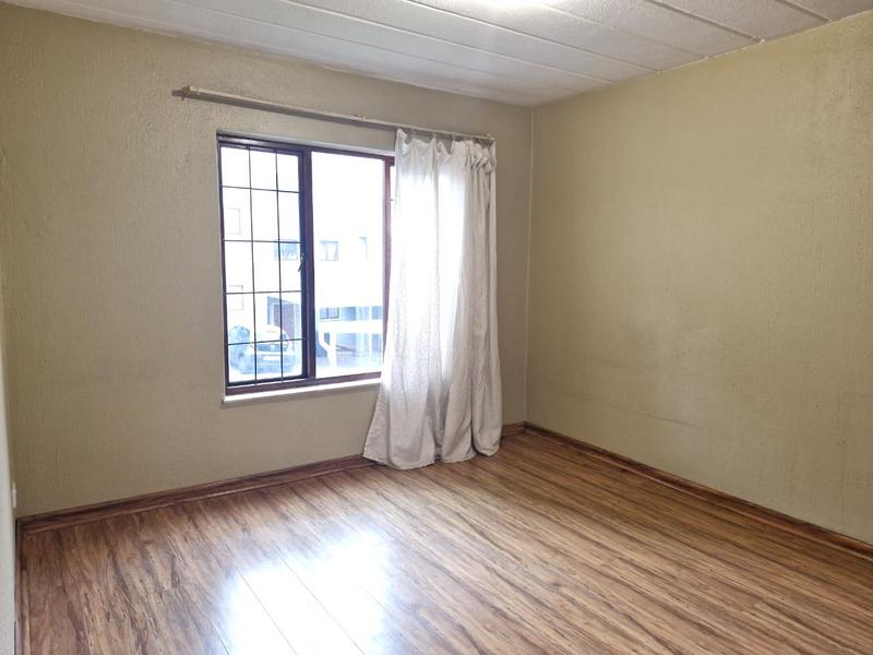 To Let 1 Bedroom Property for Rent in Morningside Gauteng