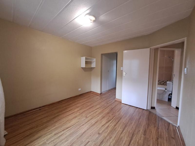 To Let 1 Bedroom Property for Rent in Morningside Gauteng