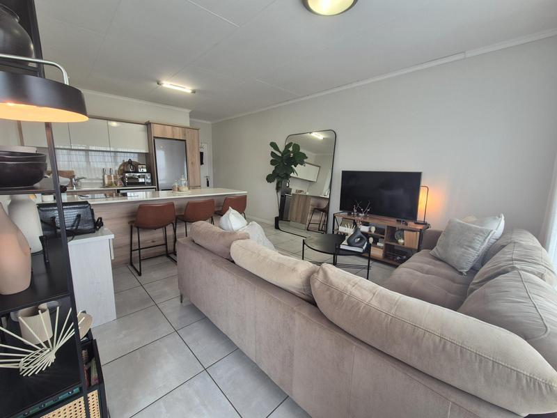 1 Bedroom Property for Sale in Carlswald Gauteng