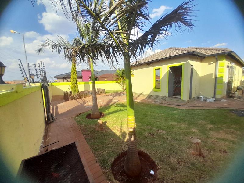 3 Bedroom Property for Sale in The Orchards Gauteng